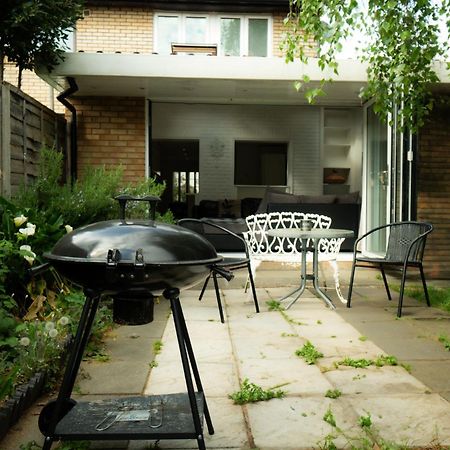 Shard View 3 Bed Entire Home Лондон Экстерьер фото