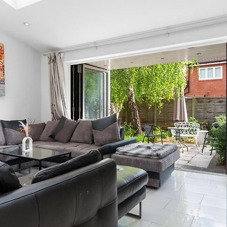 Shard View 3 Bed Entire Home Лондон Экстерьер фото