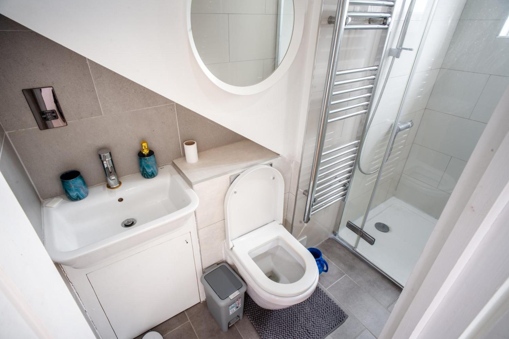 Shard View 3 Bed Entire Home Лондон Экстерьер фото