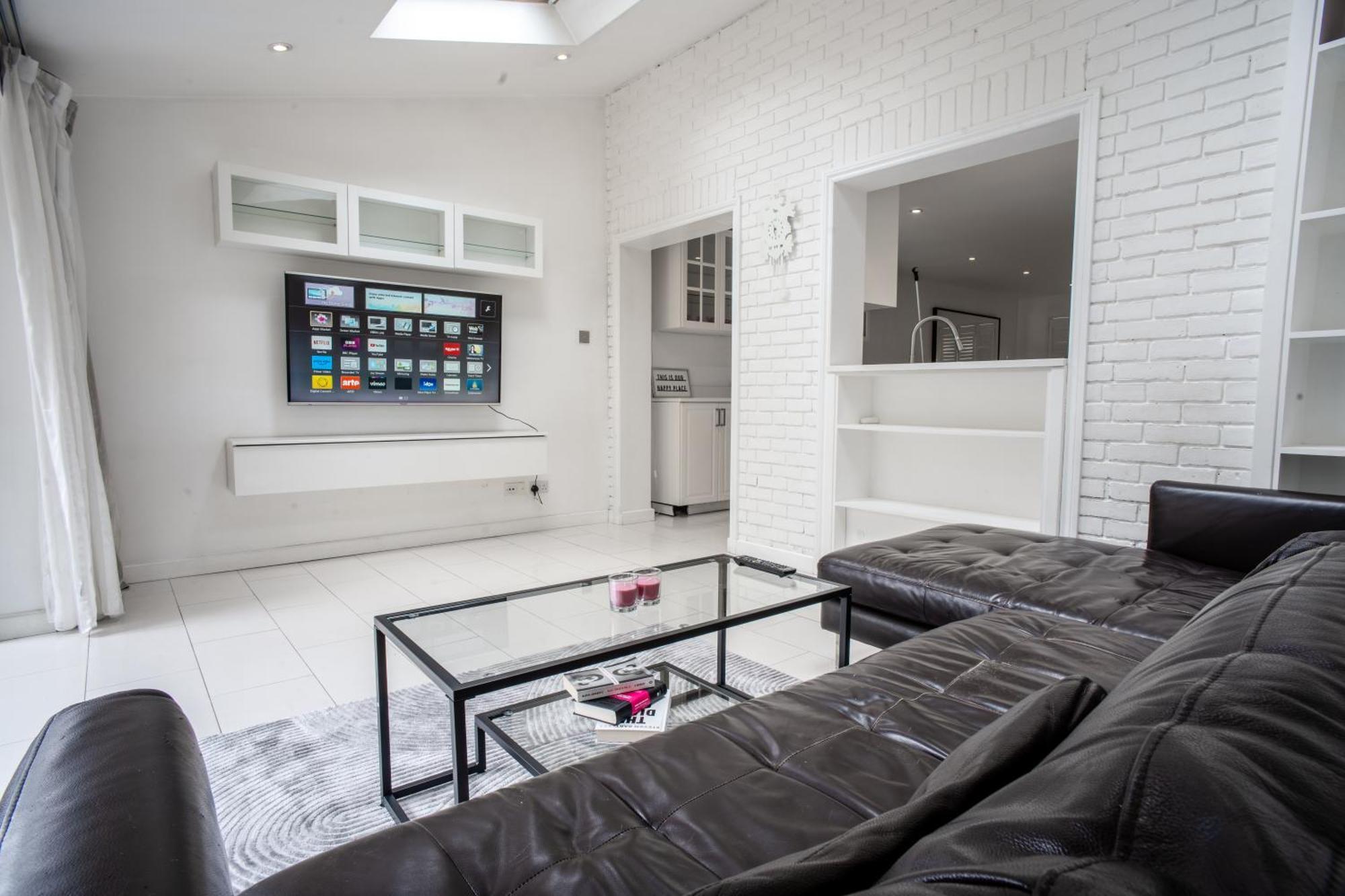 Shard View 3 Bed Entire Home Лондон Экстерьер фото