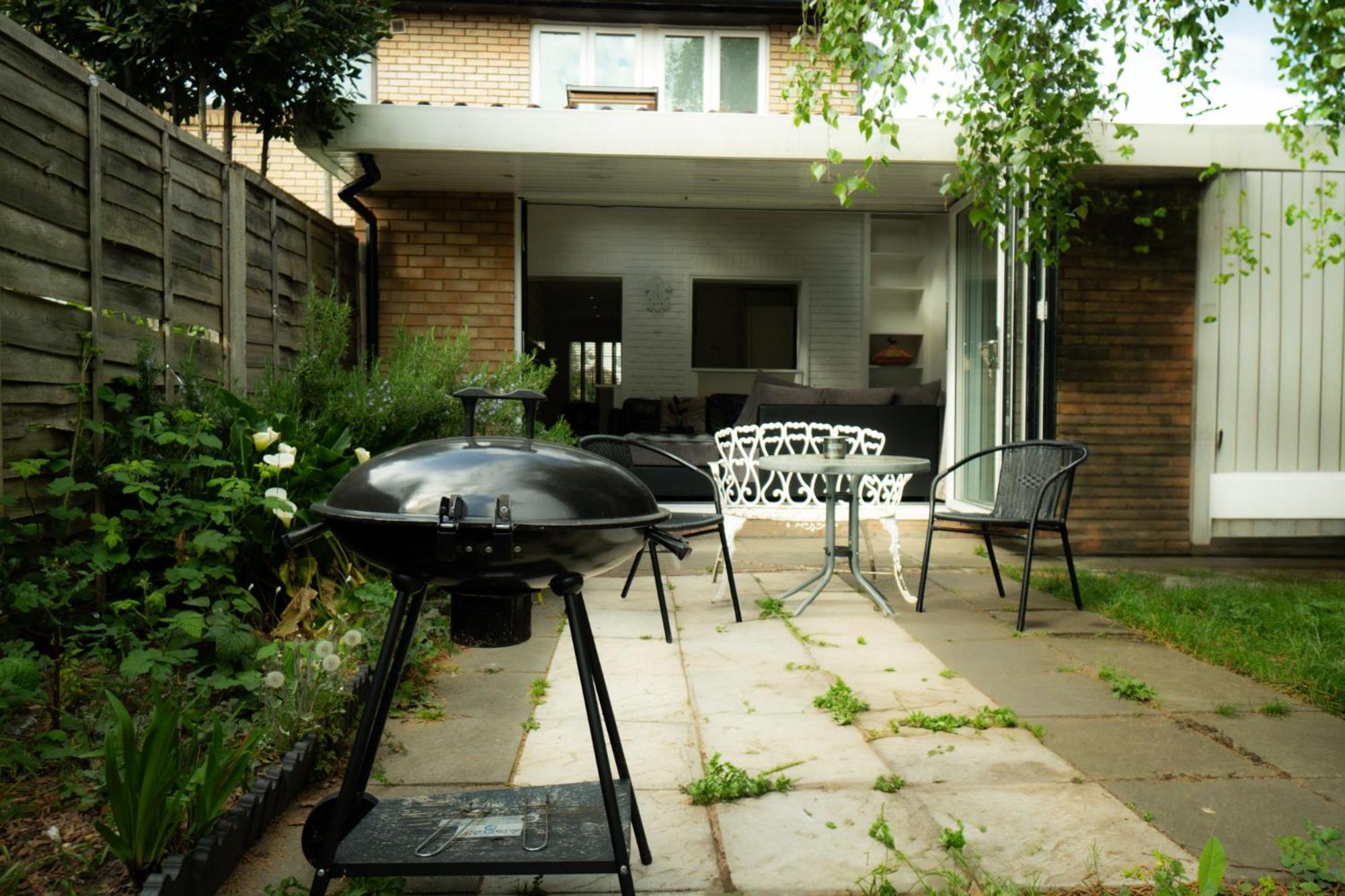 Shard View 3 Bed Entire Home Лондон Экстерьер фото